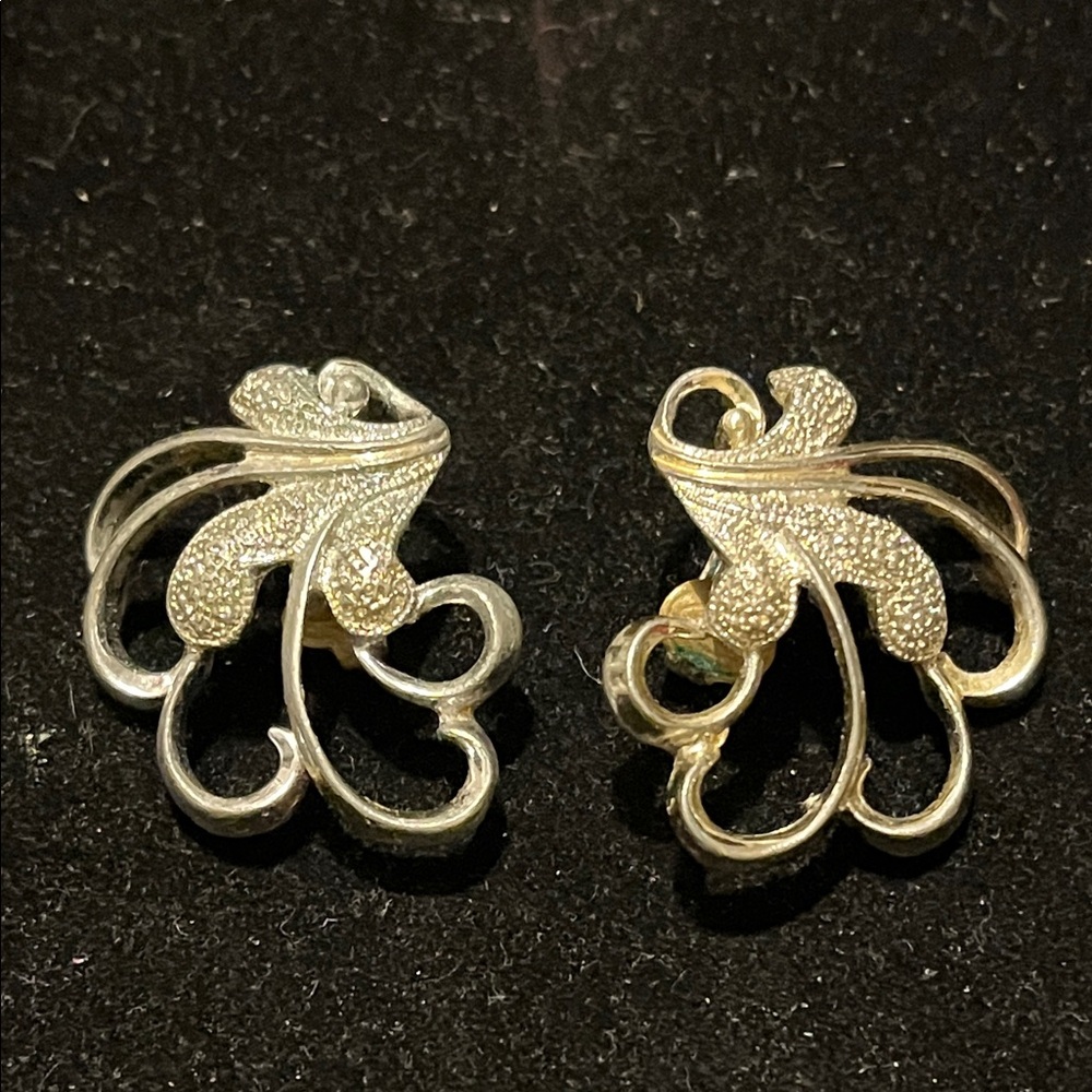 Sarah Coventry Elegant Silver-Toned Earrings